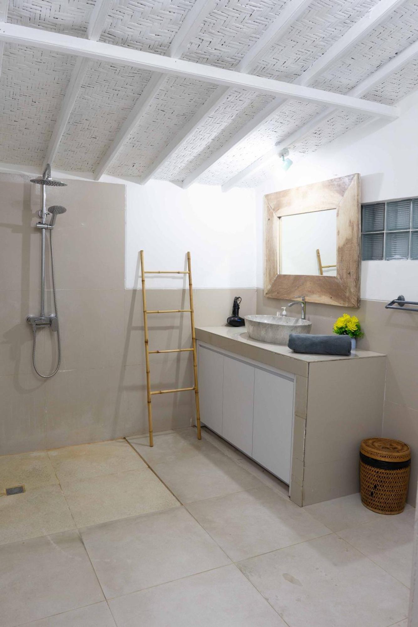 Renovated Mara Villa Double Six Beach Seminyak Buitenkant foto